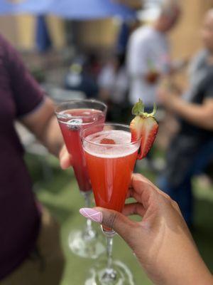 Strawberry mimosas