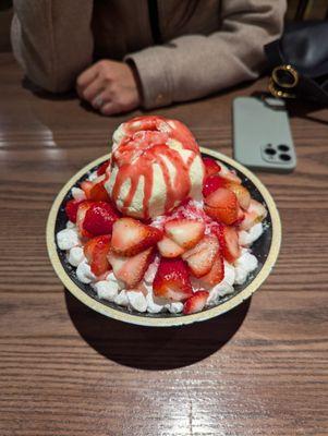 Strawberry Bingsoo