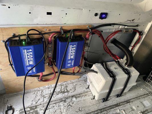 Inverter, battery and isolator install for 2 freezers