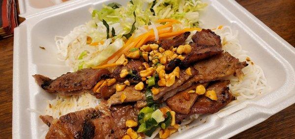 Grilled pork vermicelli