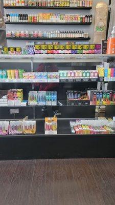 Ace of Vapes and CBD Shop