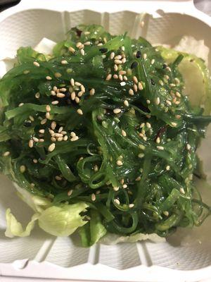 Salad:seaweed salad