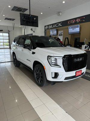 Custom new GMC Yukon Denali