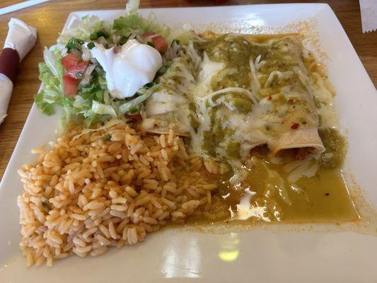 Enchiladas verdes lunch special