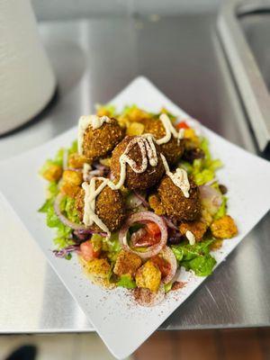 Falafel Salad