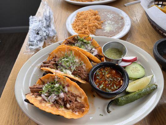 Quesa Birria tacos