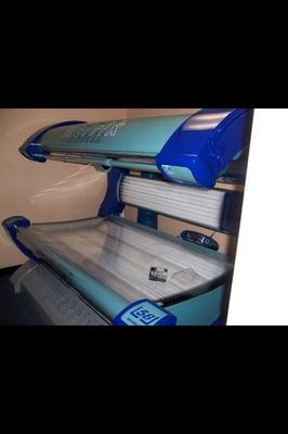 Matrix L58 luxury tanning bed