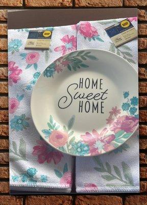 Pretty Easter plate and kitchen towels.