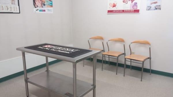 We have large, spacious examination rooms. This helps with multiple pet appointments and nervous or aggressive animals.