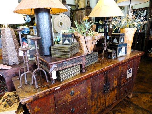 Feast your eyes on this buffet! #buffet #table #tablesetting #tablescape #decor #arizona #phoenix #shopping #shoplocal #homedecor #homedecor