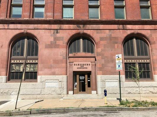 Entrance, Barenburg Eye Associates Building, 100 Park Avenue, Baltimore, MD 21201