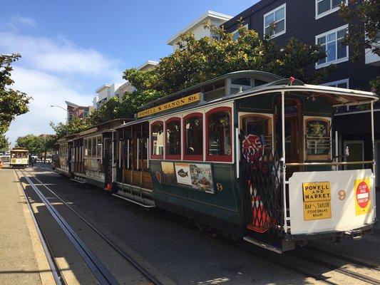 Located near the end of the Powell & Mason cable car line, Spoke & Hub Bikes is just a scenic ride away from Downtown San Francisco!