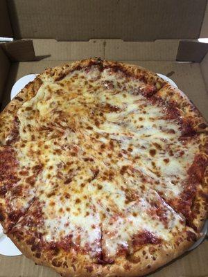 Extra large cheese pizza. Very good.