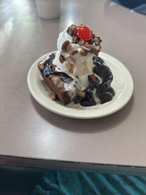 Brownie Sundae