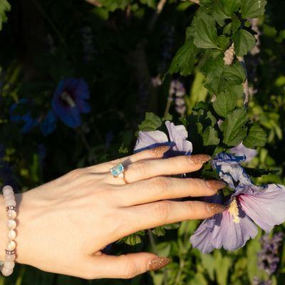 Engagement photo nails at Farmers Branch Rose Gardens