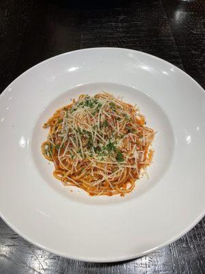 Spaghetti Pomodoro pasta