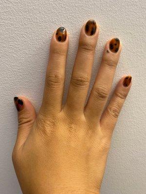 Tortoise shell nails (Gel)