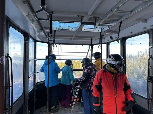 Tram descending to the same parking lot as the CA lodge.  Close enough.