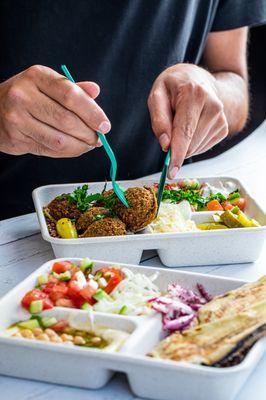 FALAFEL PLATTER