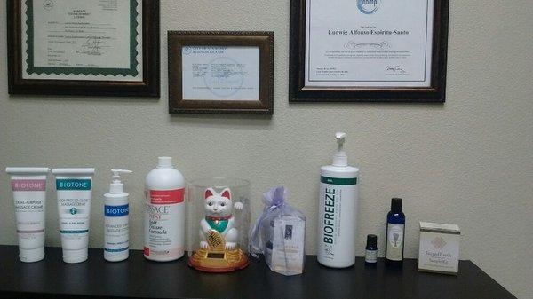 This photo shows my favorite lotion/cream by Biotone and Prossage/Biofreeze for Deep Muscle Therapy