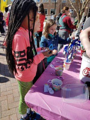 Crafts for the kids at Pinwheel Palooza