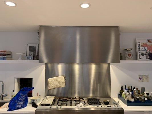 Installed a new fan motor for this range hood 800 CFM