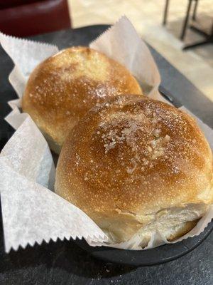 The garlic rolls be huge!!!