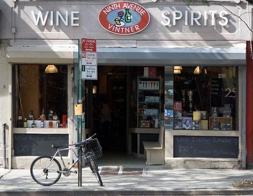 First Avenue Vintner