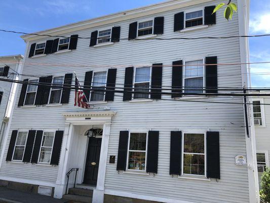 Harbor light inn Marblehead mass