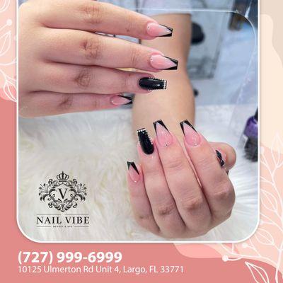 It's time to let your nails become the star of the show. 
Book your appointment and visit us now!