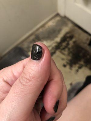 Peeling on thumb of gel polish