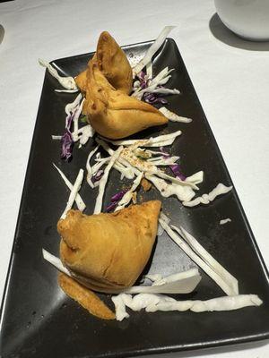 VEGETABLE SAMOSA