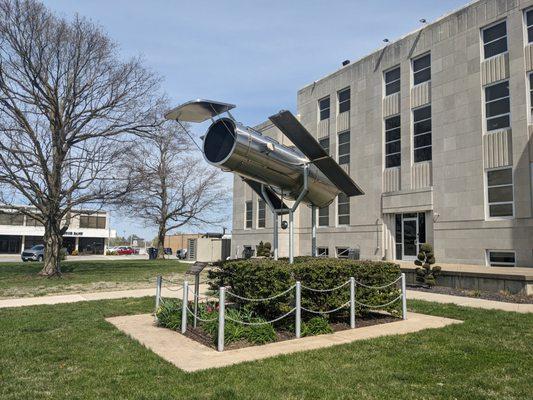 Hubble Telescope Replica Statue, Marshfield