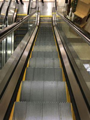 Kenwood Towne Centre Dillard's Escalators