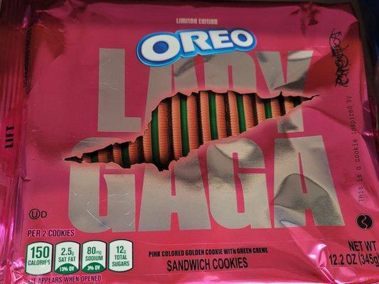 Lady Gaga Oreos - First time ever seeing these...