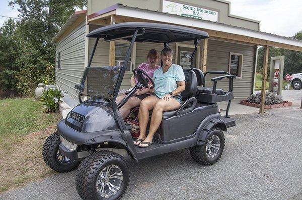 Golf cart friendly