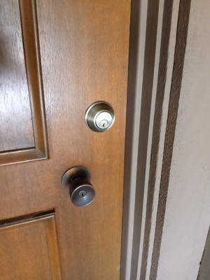 Lockable deadbolt on front door.