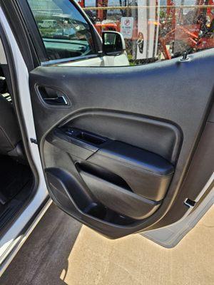 Rear passenger door after being thoroughly cleaned.