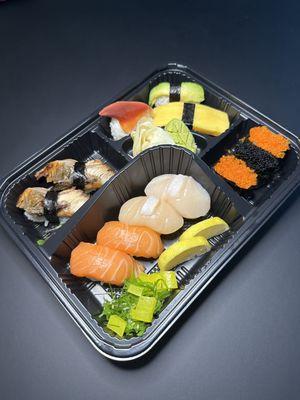 King eel Sushi Bento