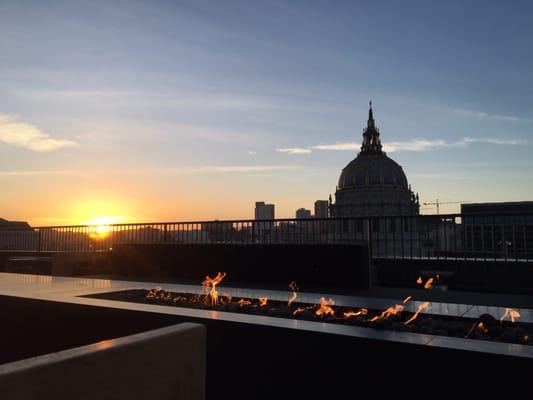 Fire table on roof, awesome!