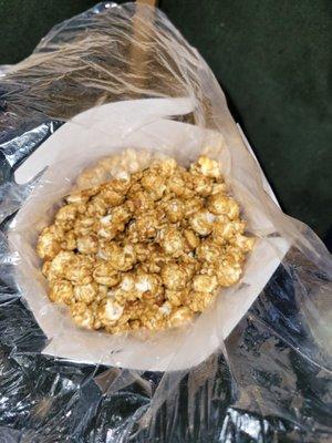 Yummy caramel corn