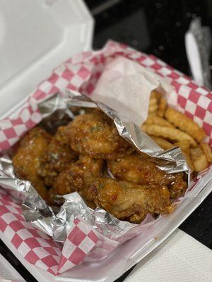 Ooweeeeee sweet & sticky  6pc Bone-In Combo Cajun Fries