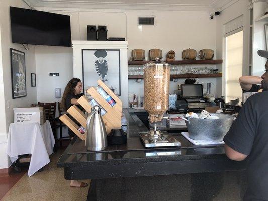 Light breakfast served at the bar, downstairs lobby