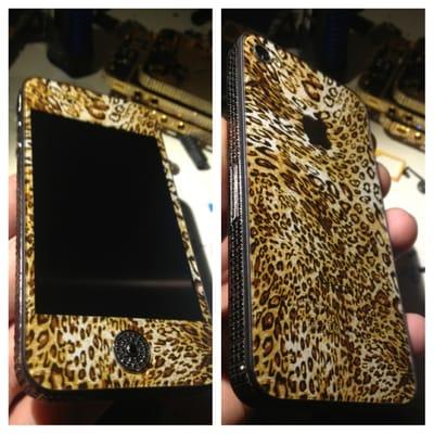 iPhone 4S Gold Leopard with Black Diamond Frame and matching home button