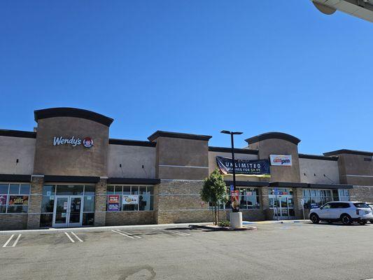 Am Pm mart, Wendy's , car wash & Starbucks - same center.