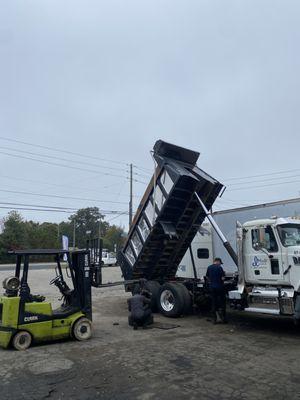 Fixing differential leaks on heavy duty Dump Trucks