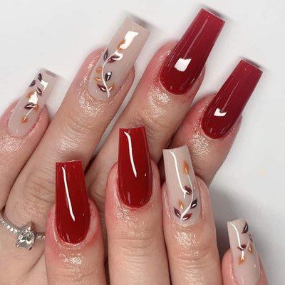 Red clover luxury nails spa