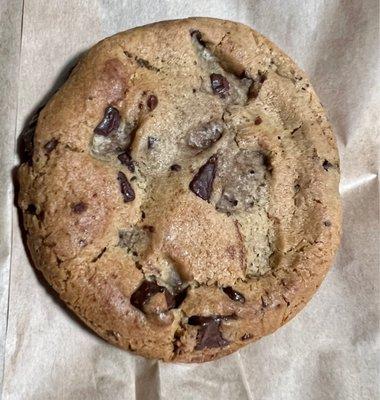 Chocolate chip cookie