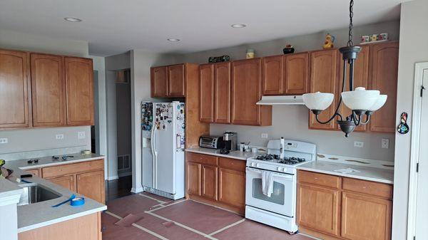 kitchen cabinets before spraying