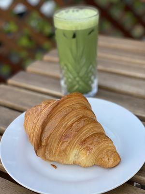 Croissant; Strawberry matcha with oat milk